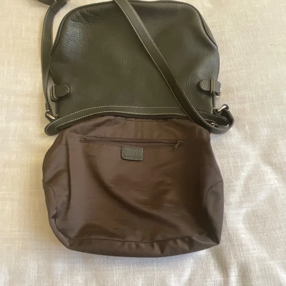 •❤️SOLD❤️Lancel Paris Black Pebbled Leather Zip Crossbody Shoulder Bag, NWOT - Picture 10 of 14